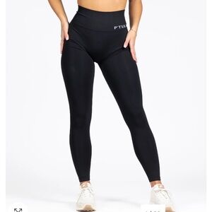 P’tula Seamless Leggings 25” Black